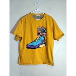 All that trippy sneaker tee